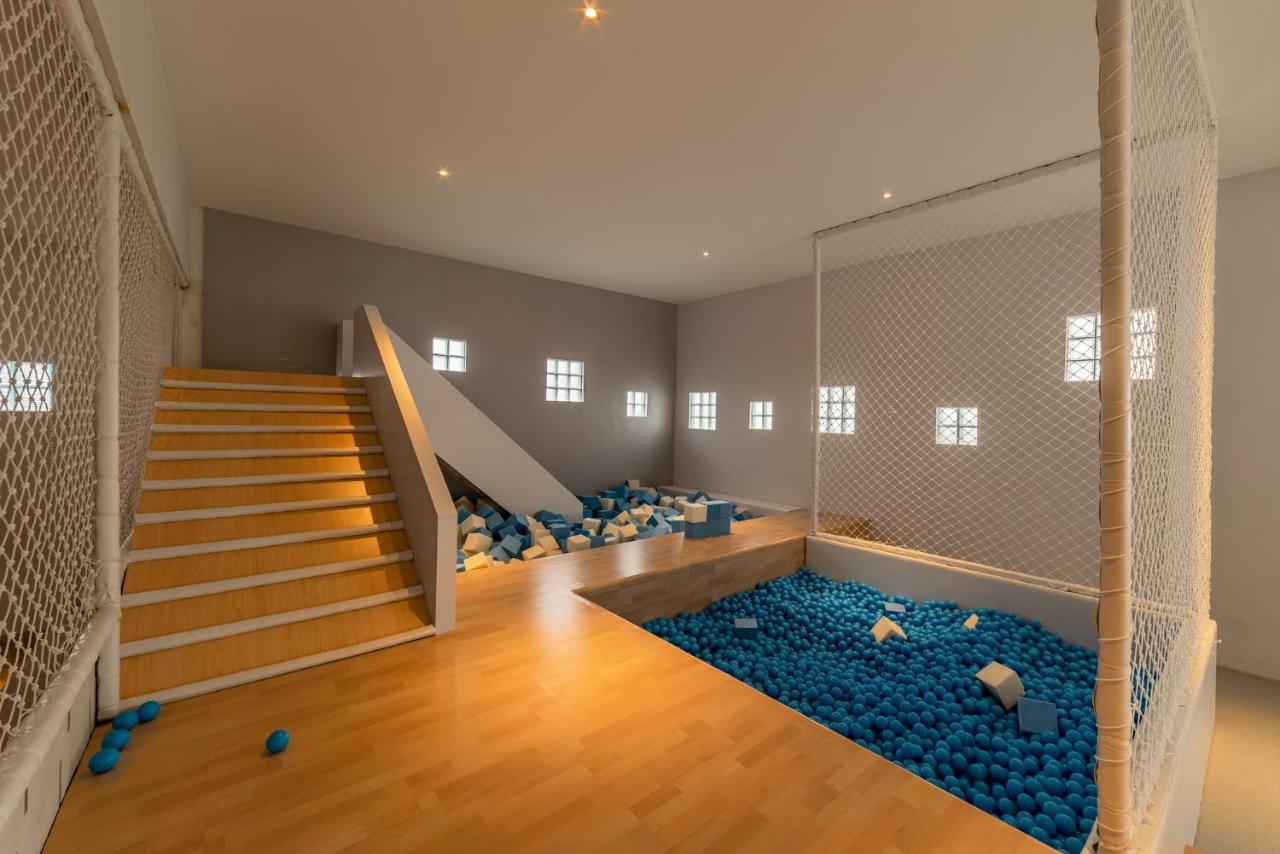 Kontena Hotel Batu  Eksteriør bilde
